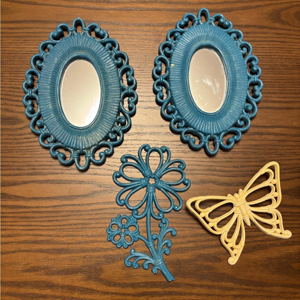 HOMCO‎ 1970’s Blue and Yellow/tan Wall Decor Set